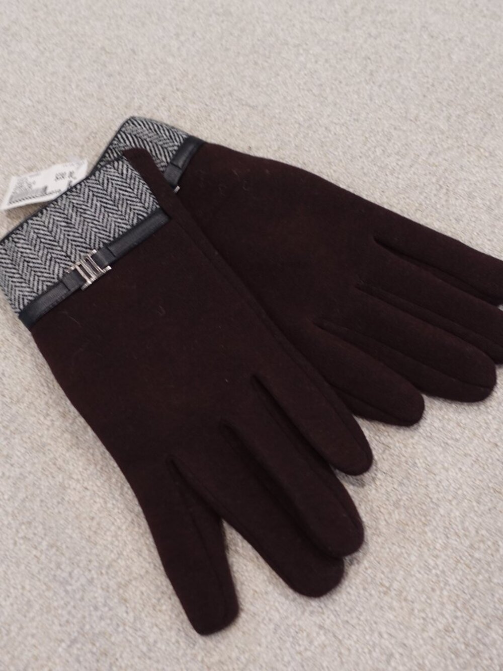 Vintage Brown Knit Gloves New with Tags